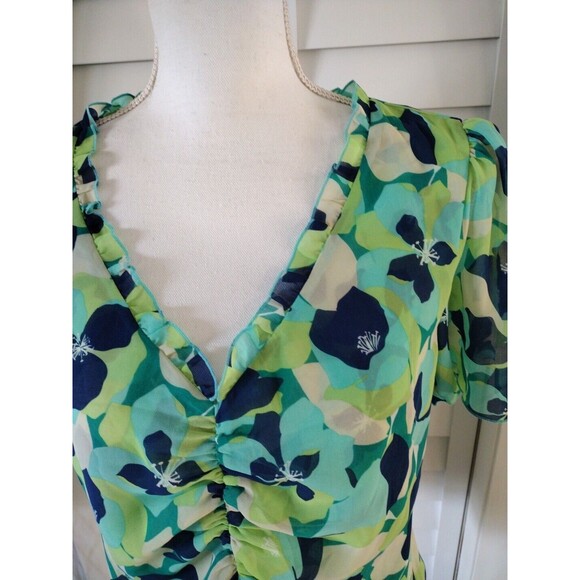 CAbi Trixi Top short sleeve zip side closure v-neck shirring lined S - Picture 8 of 10